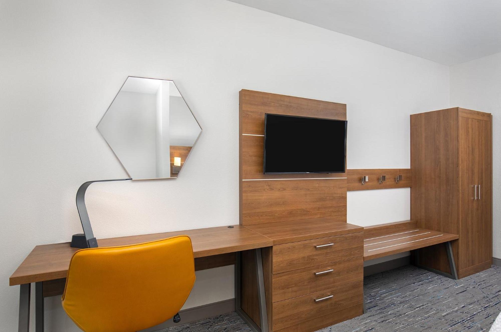 Holiday Inn Express & Suites - Carrollton West By Ihg Luaran gambar